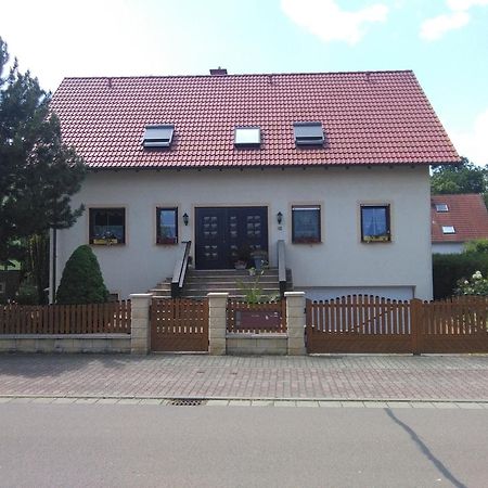 Ferienwohnung Haus Göhrenz Markranstädt Exterior foto